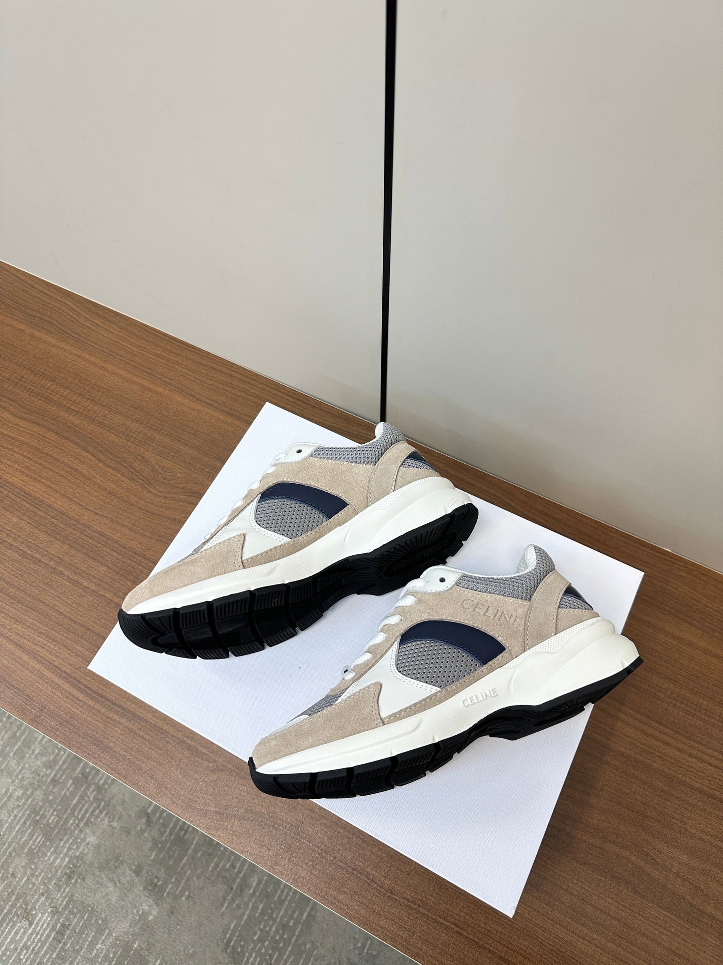 RUNNER CR-03 LOW LACE-UP SNEAKER IN PEANUT BROWN SUEDE AND WHITE CALFSKIN - 35