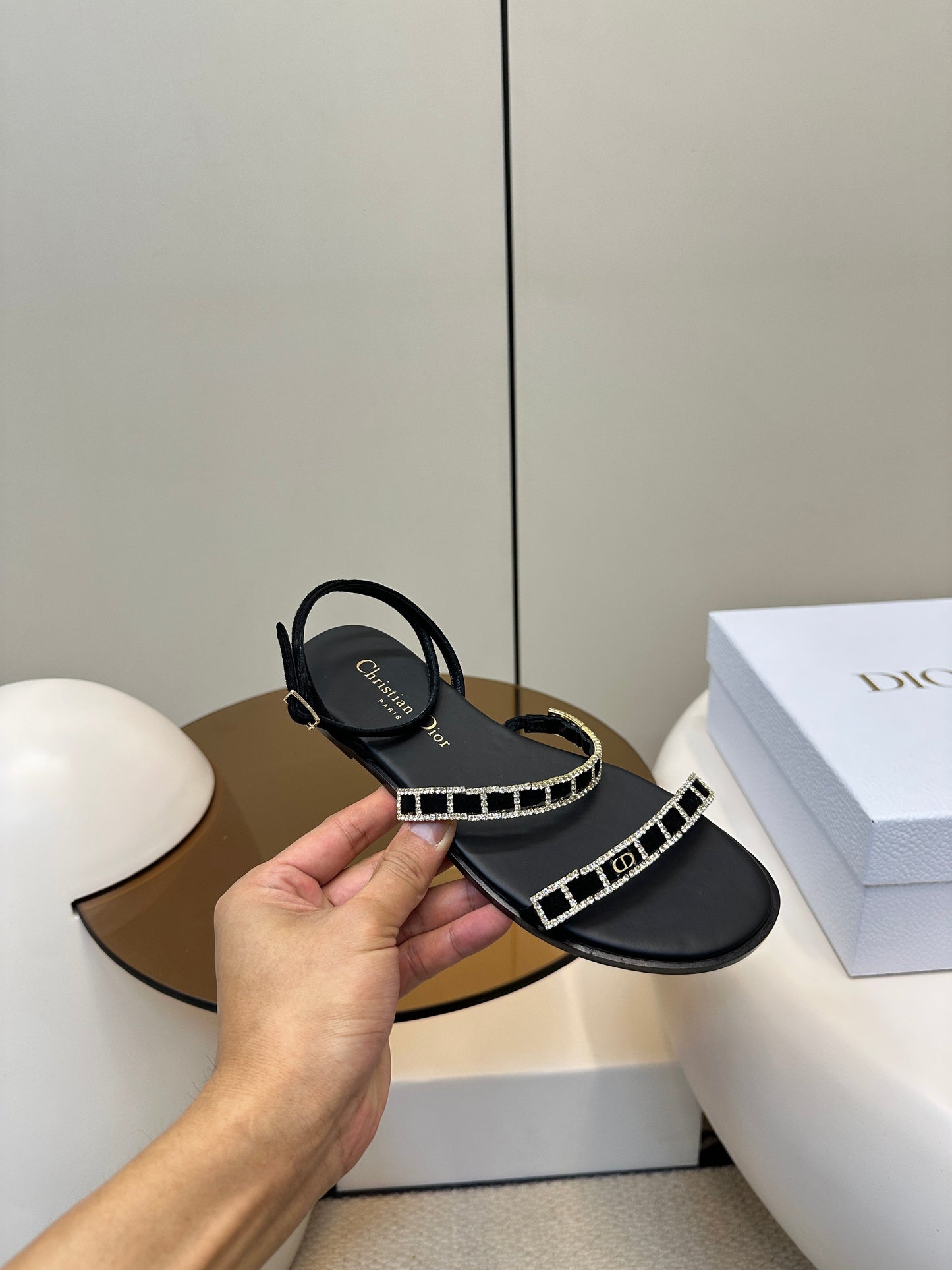 FLAT SANDALS 25S IN BLACK CALFSKIN RHINESTONES STRAP - 35