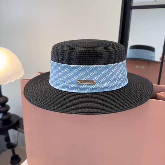 Солом'яний капелюх MIUMIU З ПРЯМИМИ ПОЛЯМИ, МОДЕЛЬ 40