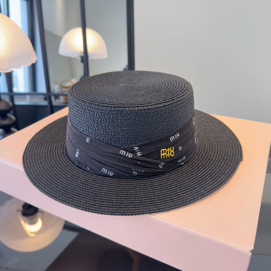 Солом'яний капелюх MIUMIU з прямими полями, модель 9