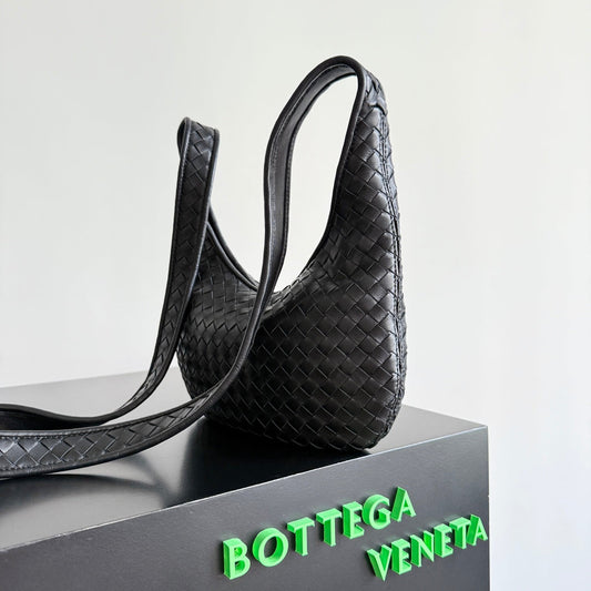 BOTTEGA VENETA 25S СУМКА VENETO 27 ЧОРНА ШКІРА ТЕЛЯТИ СРІБНА ФУРНІТУРА
