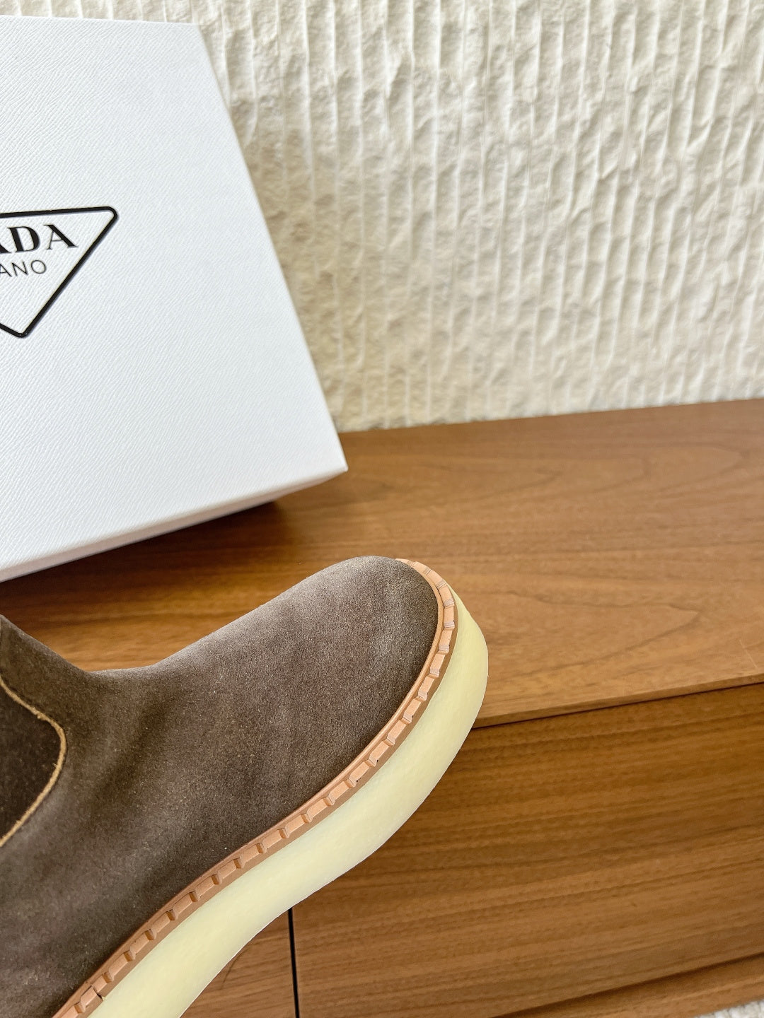 PRADA 25S ANKLE BOOTS 40 MM IN MUTED BROWN GRAY SUEDE SHEARLING-LINED - 35