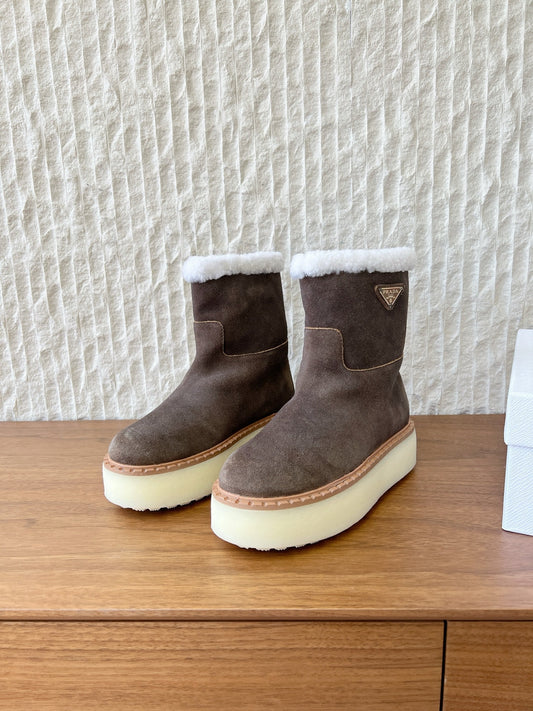 PRADA 25S ANKLE BOOTS 40 MM IN MUTED BROWN GRAY SUEDE SHEARLING-LINED - 35