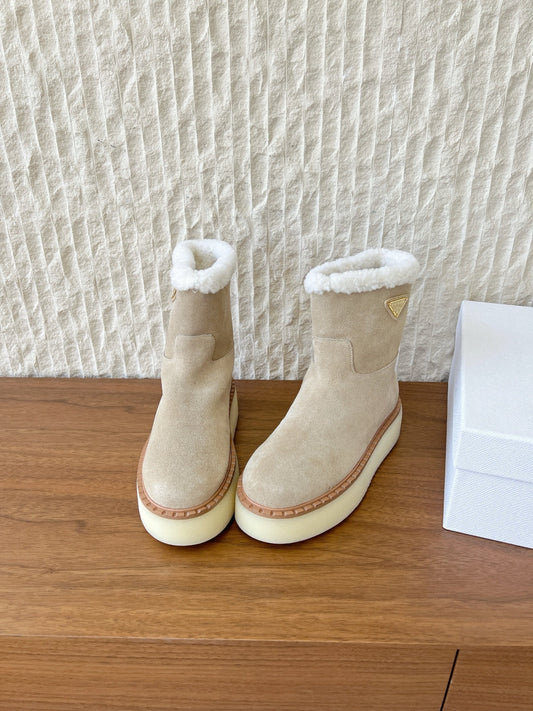 PRADA 25S ANKLE BOOTS 40 MM IN LIGHT BEIGE SUEDE SHEARLING-LINED - 35