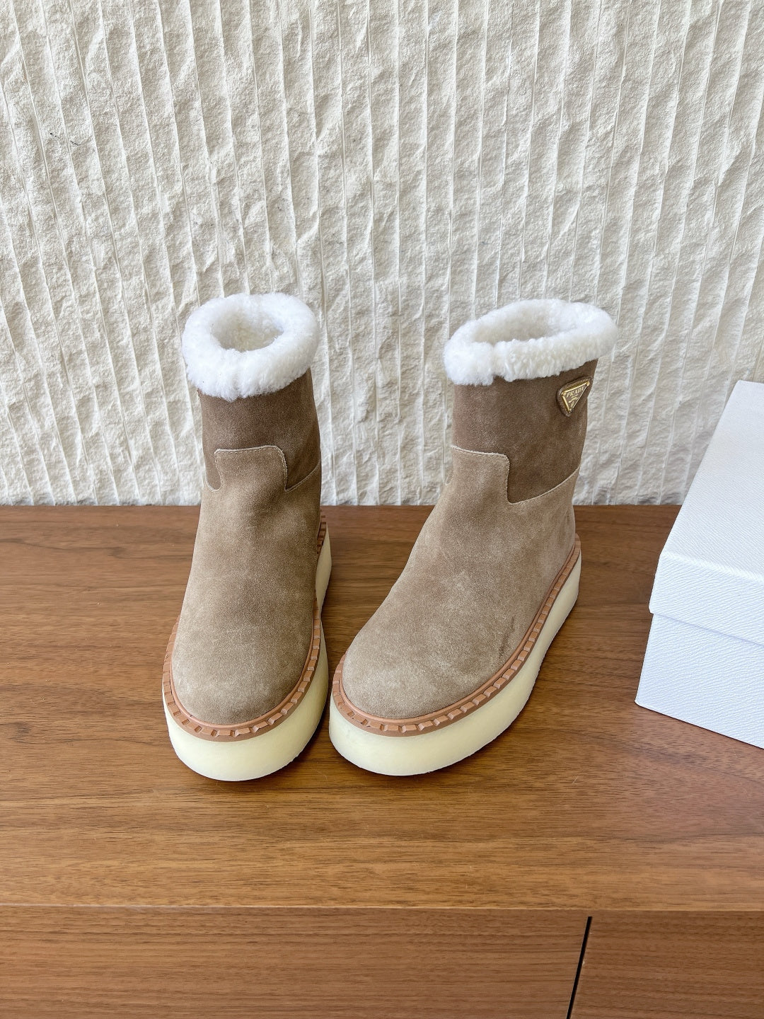PRADA 25S ANKLE BOOTS 40 MM IN TAUPE BROWN SUEDE SHEARLING-LINED - 35