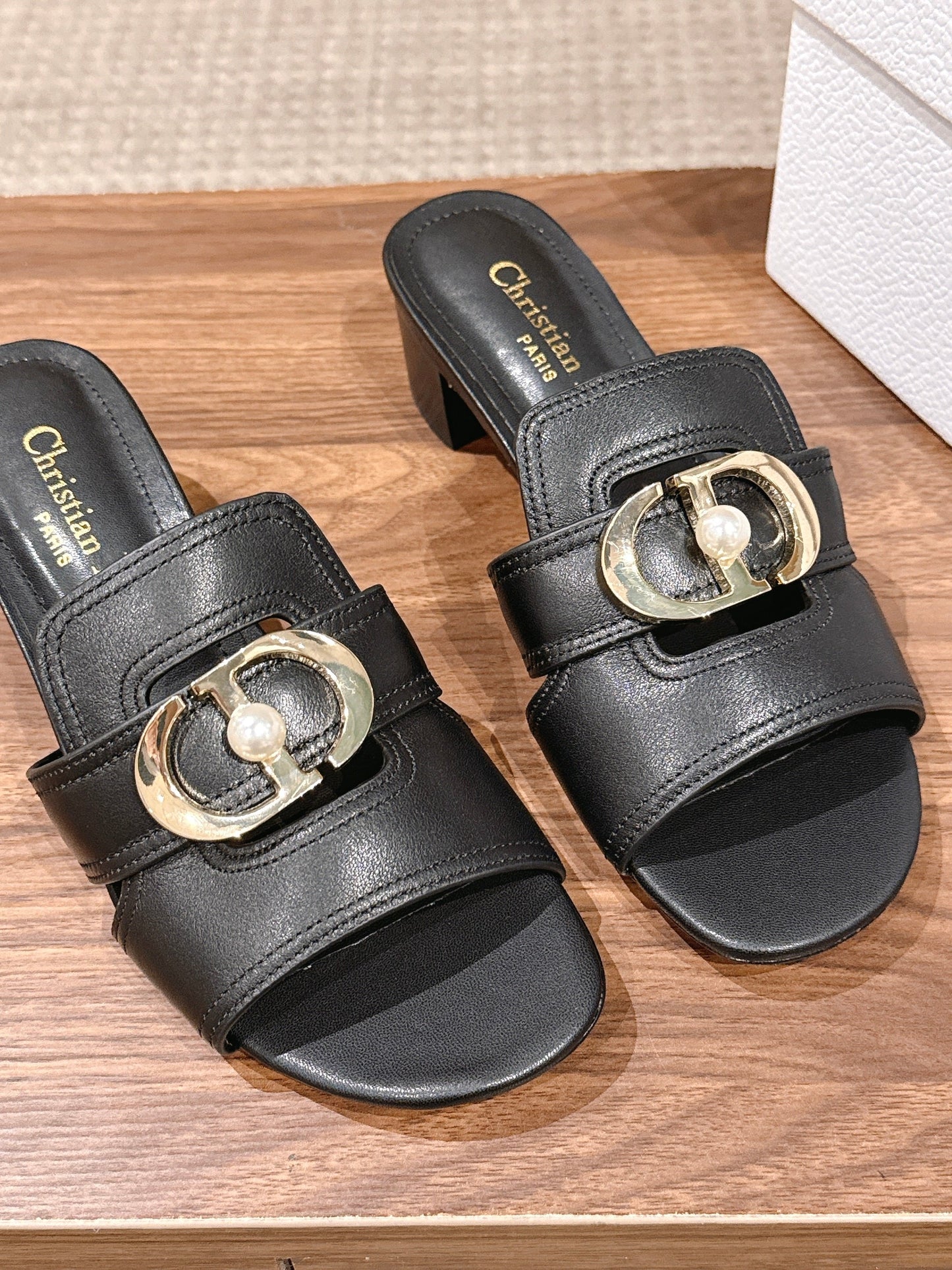 DIOR 26S LOW HEEL SLIDE SANDALS IN BLACK CALFSKIN GOLD PEARL BUCKLE