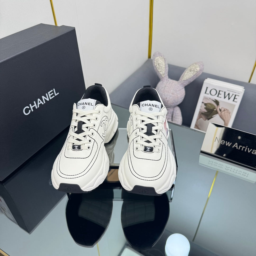 TRAINERS SNEAKER IN WHITE CALFSKIN WITH STICKER 238622 - 35