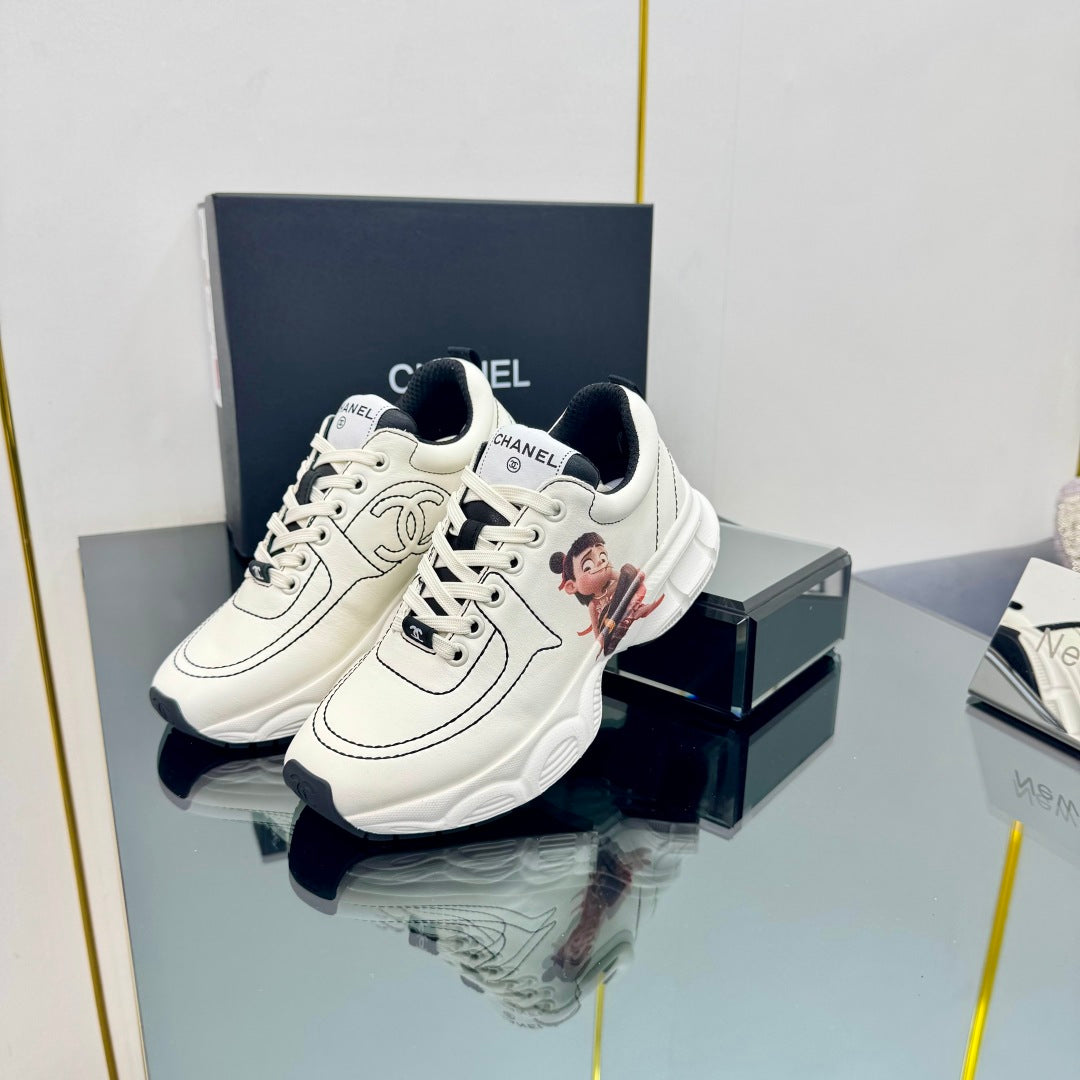 TRAINERS SNEAKER IN WHITE CALFSKIN WITH STICKER 238623 - 35