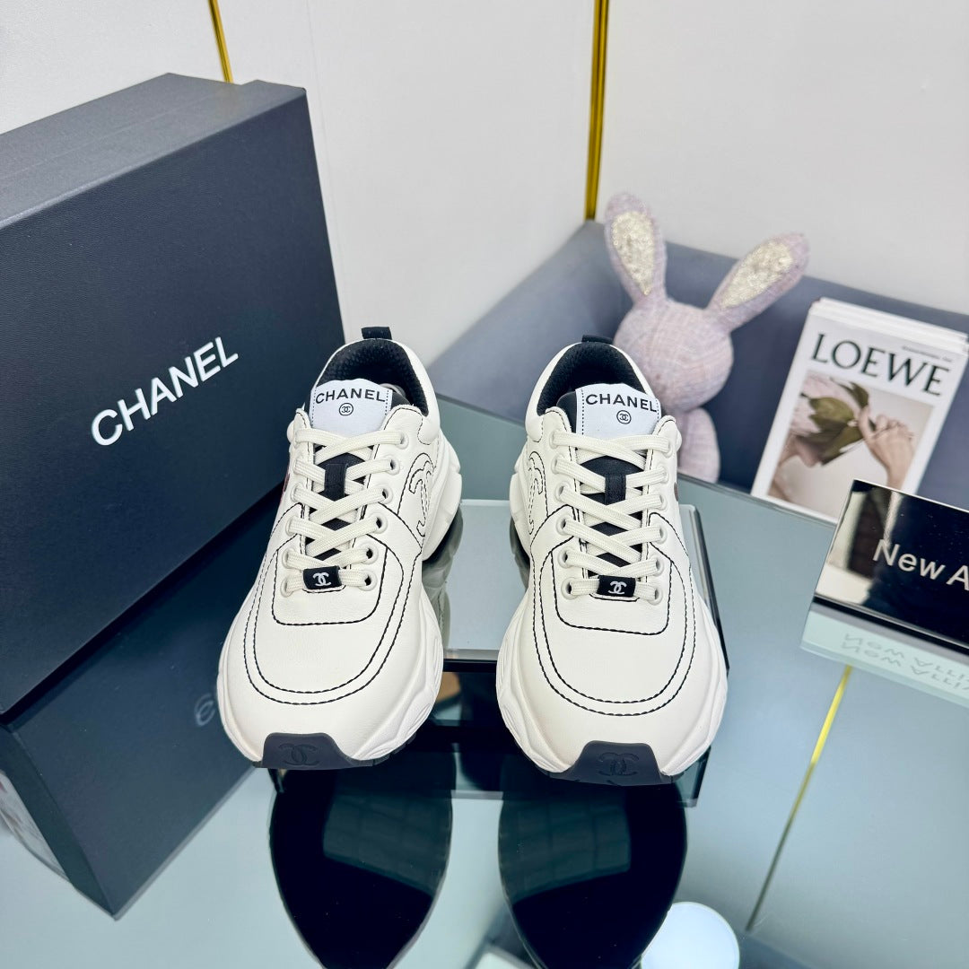 TRAINERS SNEAKER IN WHITE CALFSKIN WITH STICKER 238623 - 35