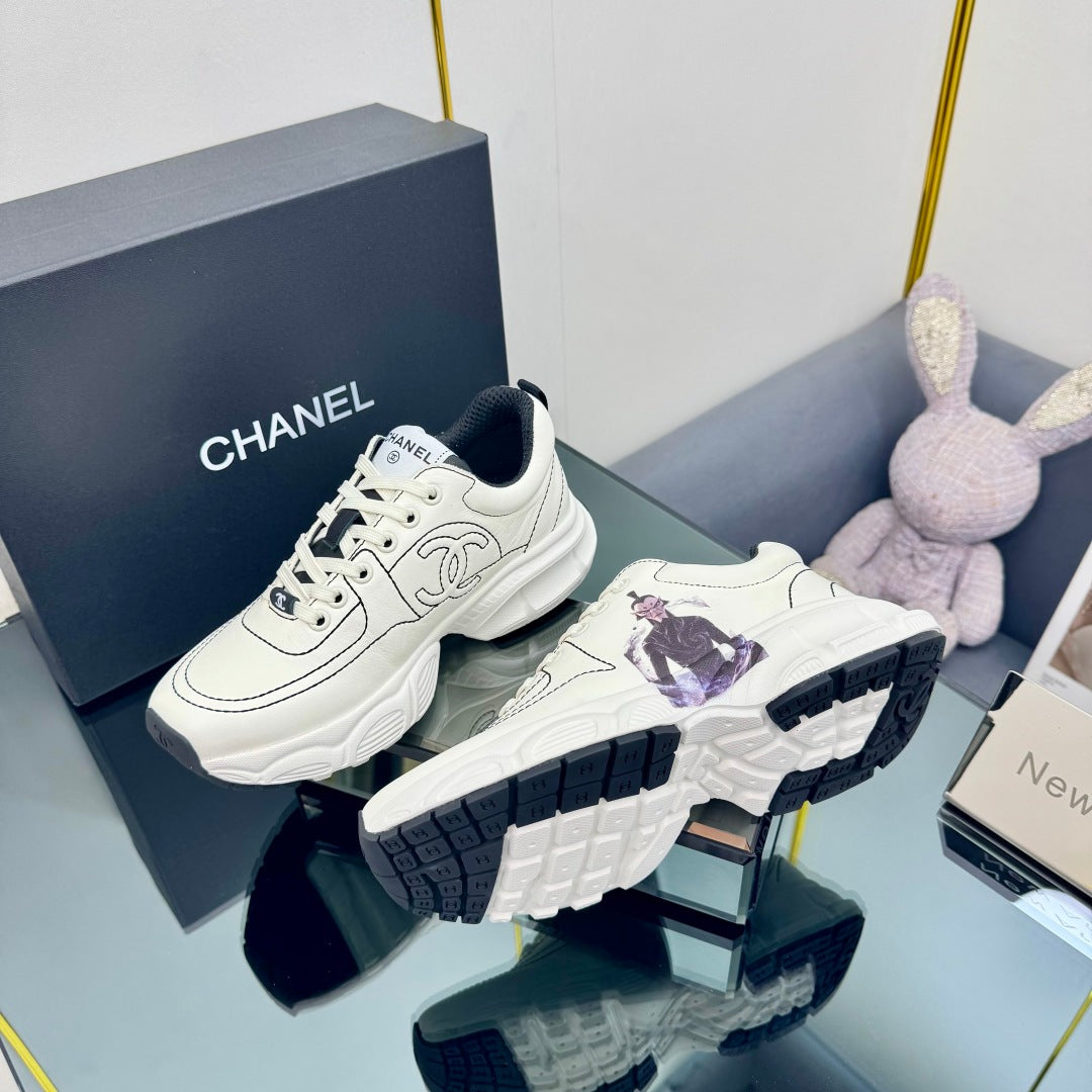 TRAINERS SNEAKER IN WHITE CALFSKIN WITH STICKER 238625 - 35