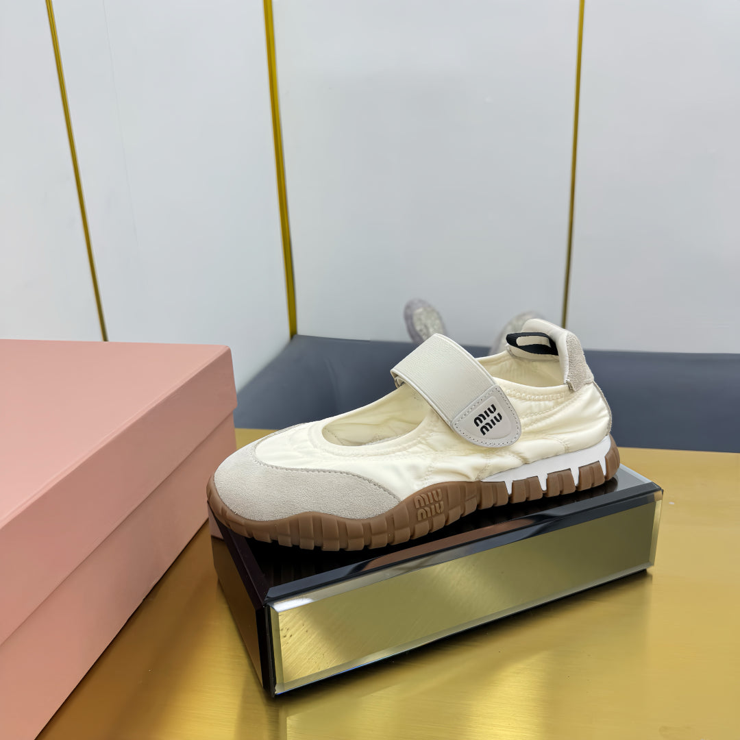 BALLERINAS SHOES IN OFF WHITE TYRE TECHNICAL FABRIC AND GREY SUEDE - 35