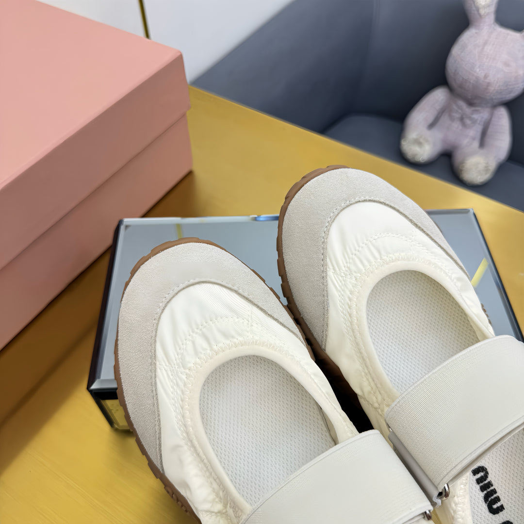 BALLERINAS SHOES IN OFF WHITE TYRE TECHNICAL FABRIC AND GREY SUEDE - 35