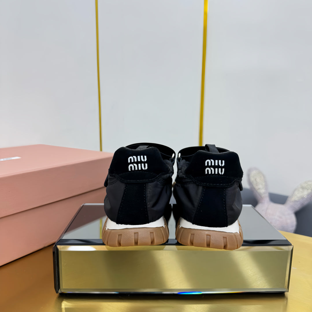 BALLERINAS SHOES IN BLACK TYRE TECHNICAL FABRIC AND SUEDE - 35