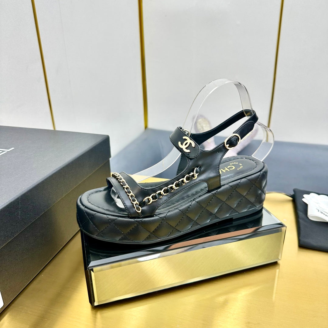CC WEDGE SANDALS 25S IN BLACK CALFSKIN WITH GOLD HARDWARE - 35