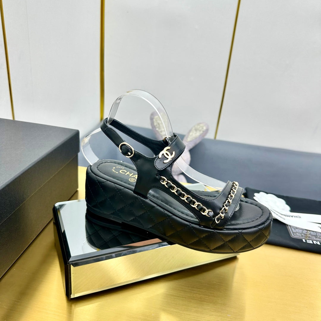 CC WEDGE SANDALS 25S IN BLACK CALFSKIN WITH GOLD HARDWARE - 35