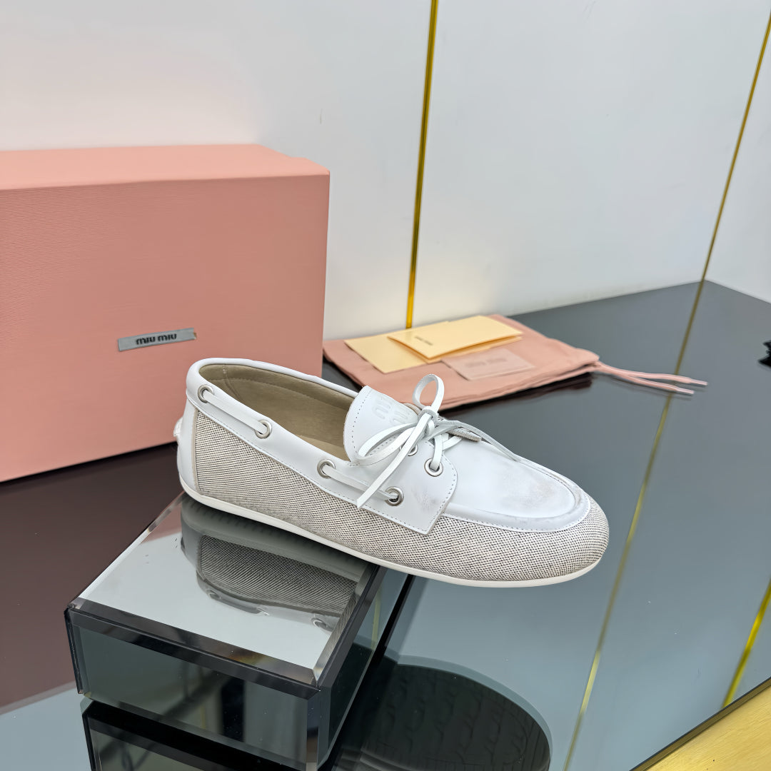BOAT SHOES IN OFF WHITE CALFSKIN AND CANVAS - 35