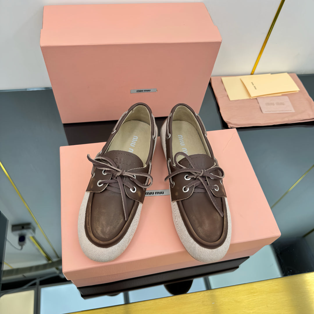 BOAT SHOES IN BROWN CALFSKIN AND BEIGE CANVAS - 35
