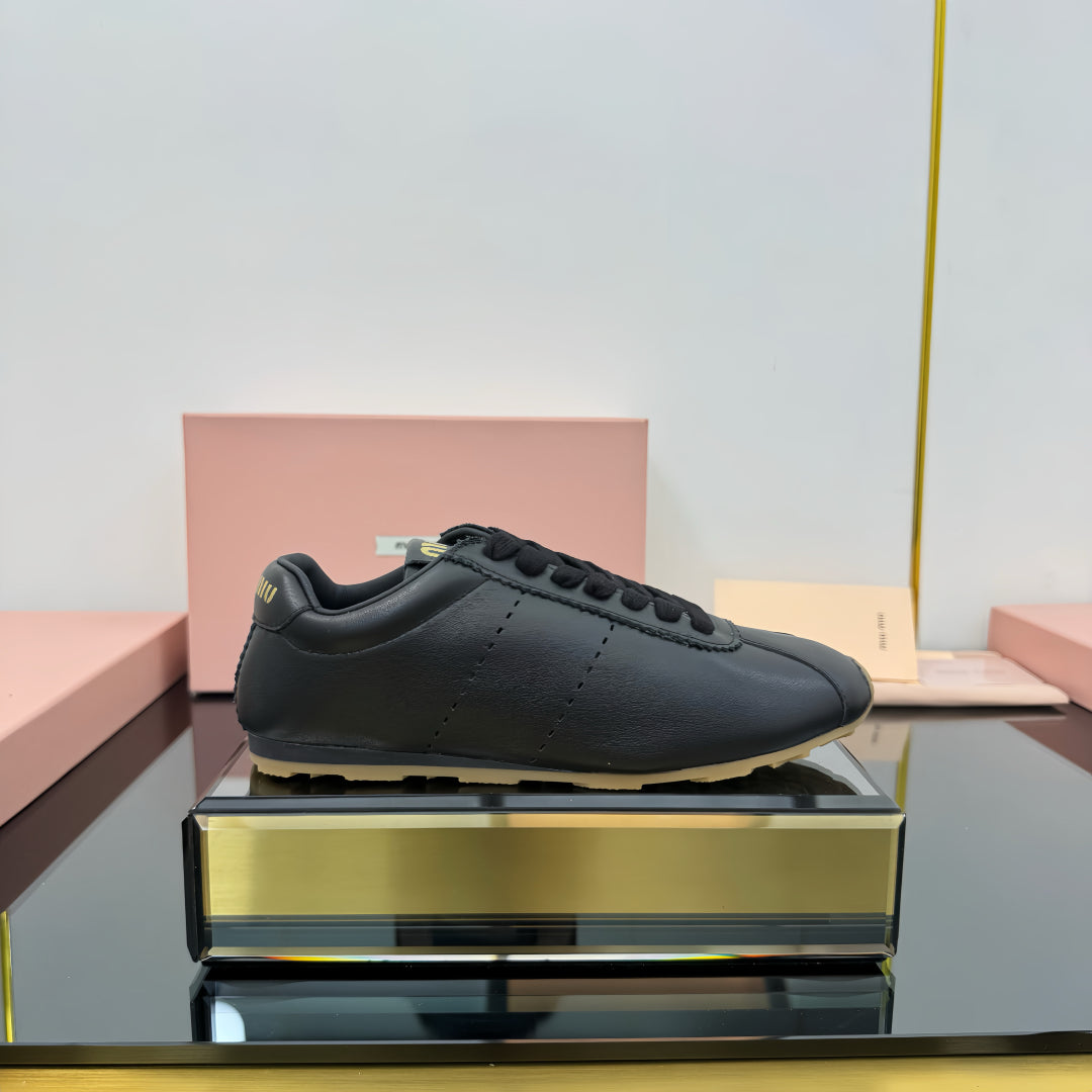 PLUME NAPPA SNEAKERS IN BLACK CALFSKIN - 34