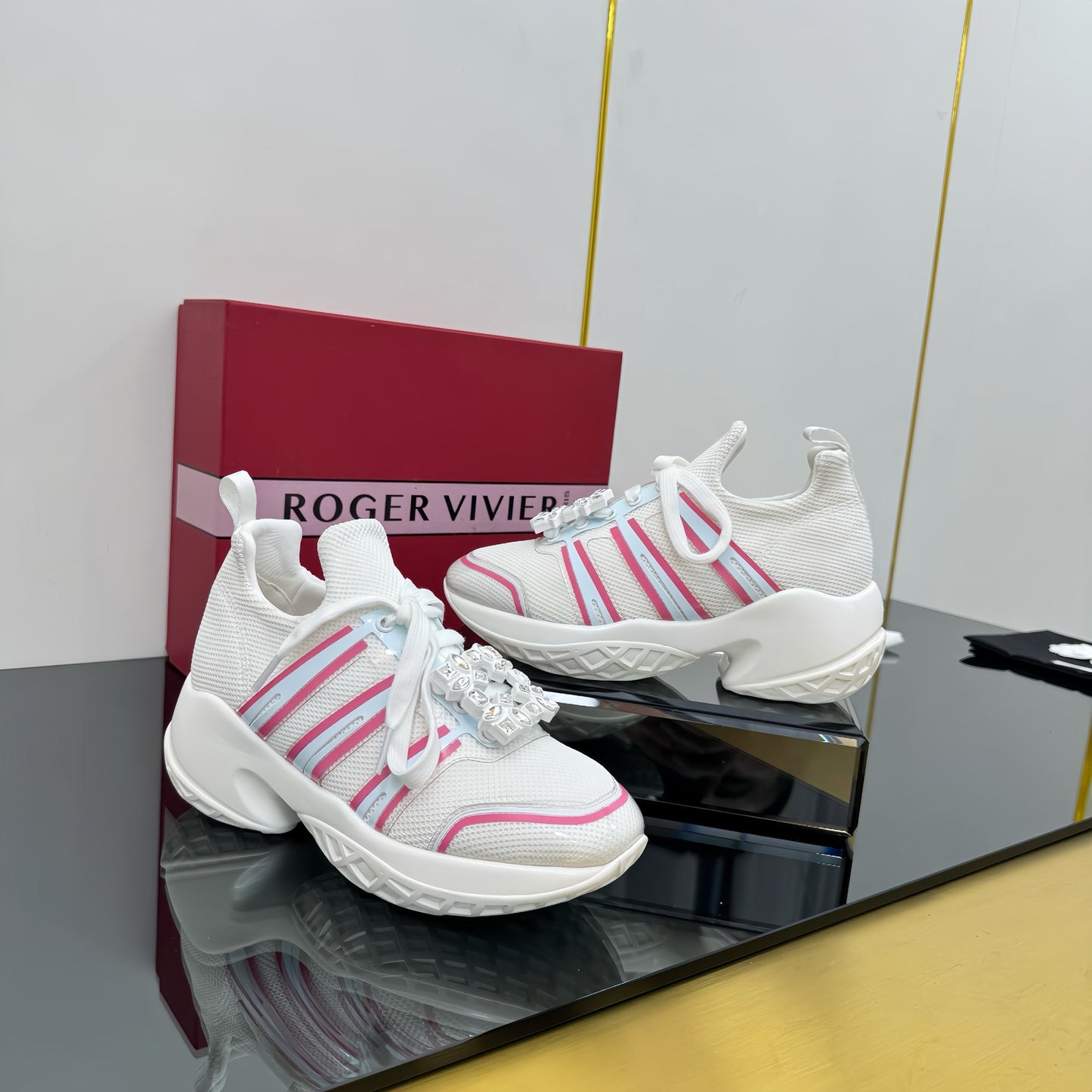 VIV' RUN SNEAKERS IN WHITE TECHNICAL FABRIC WITH PINK AND LIGHT BLUE CALFSKIN - 35