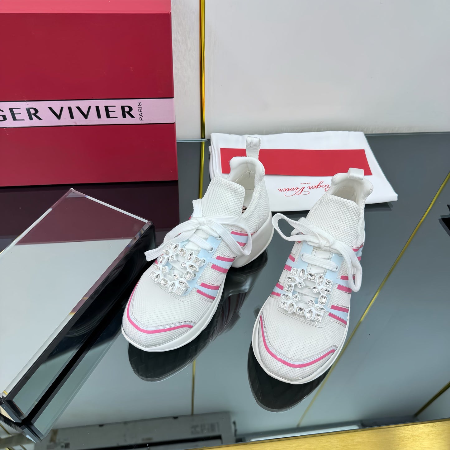 VIV' RUN SNEAKERS IN WHITE TECHNICAL FABRIC WITH PINK AND LIGHT BLUE CALFSKIN - 35