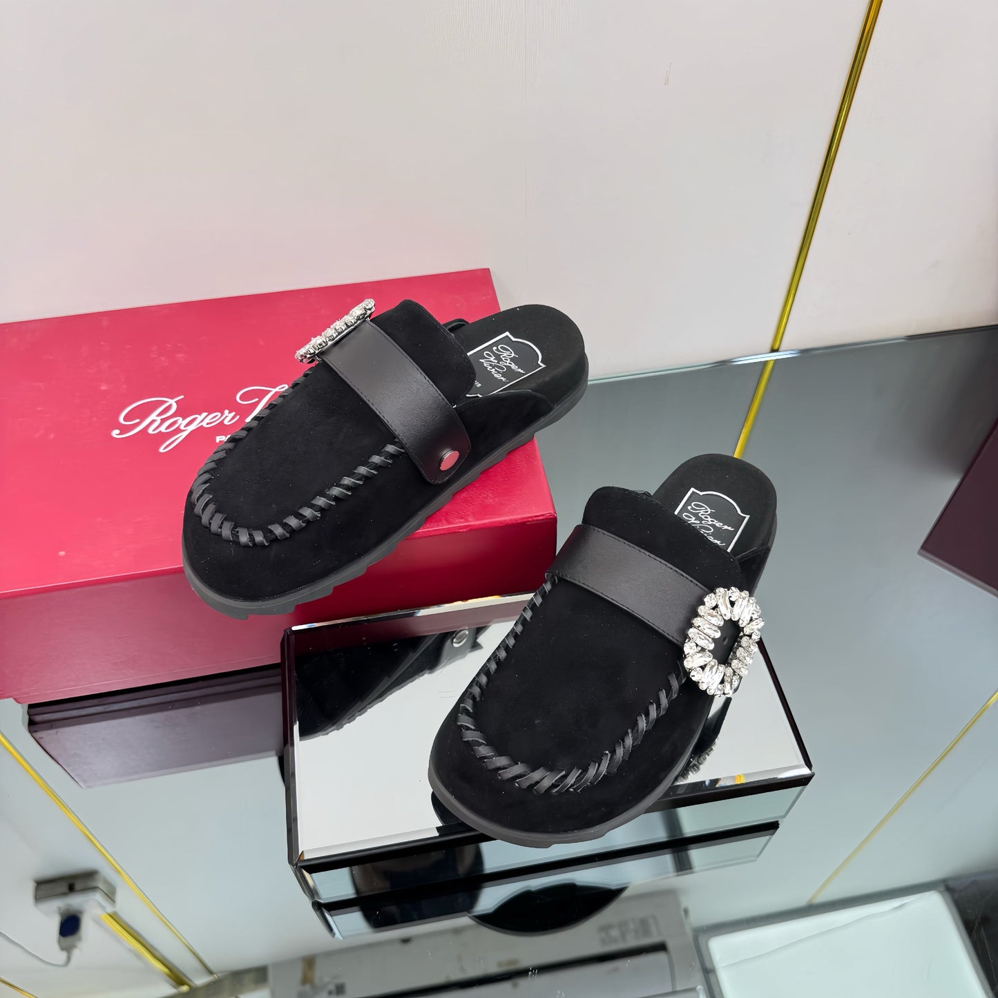 SLIDY VIV' MULES IN BLACK SUEDE - 35