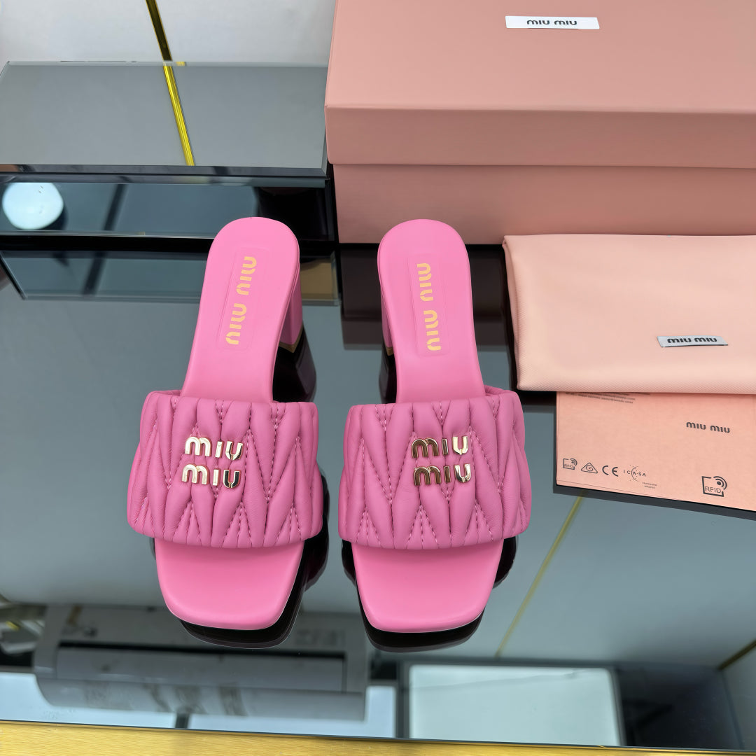 MATELASSÉ SLIDES PUMP IN PINK CALFSKIN - 35