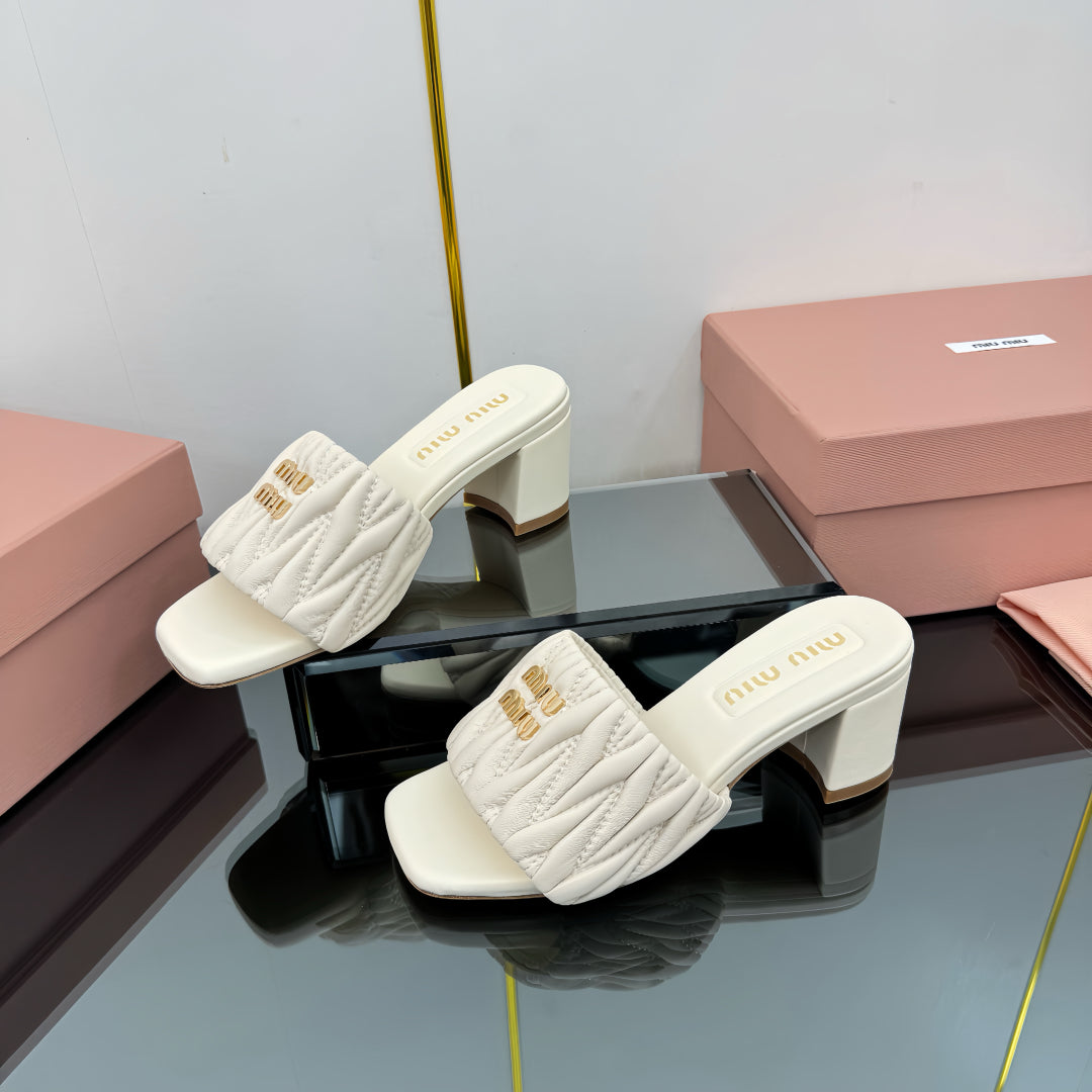 MATELASSÉ SLIDES PUMP IN OFF WHITE CALFSKIN - 35