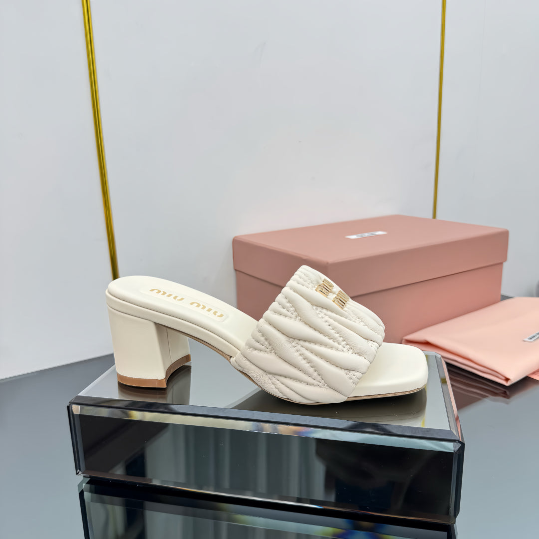 MATELASSÉ SLIDES PUMP IN OFF WHITE CALFSKIN - 35