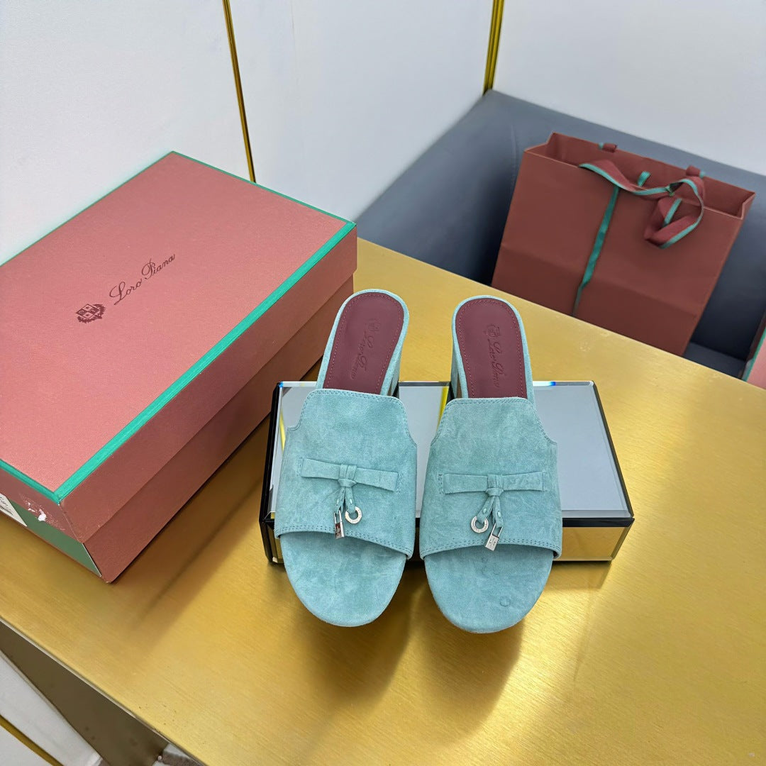 LP BLOCK HEEL SANDALS 25S IN POWDER BLUE SUEDE - 33