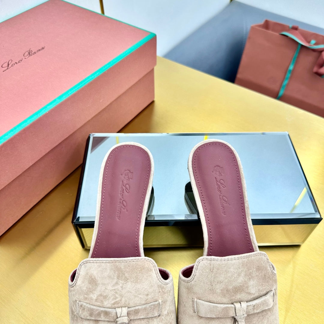 LP SANDALS 25S IN BEIGE SUEDE WITH SILVER HARDWARE - 33