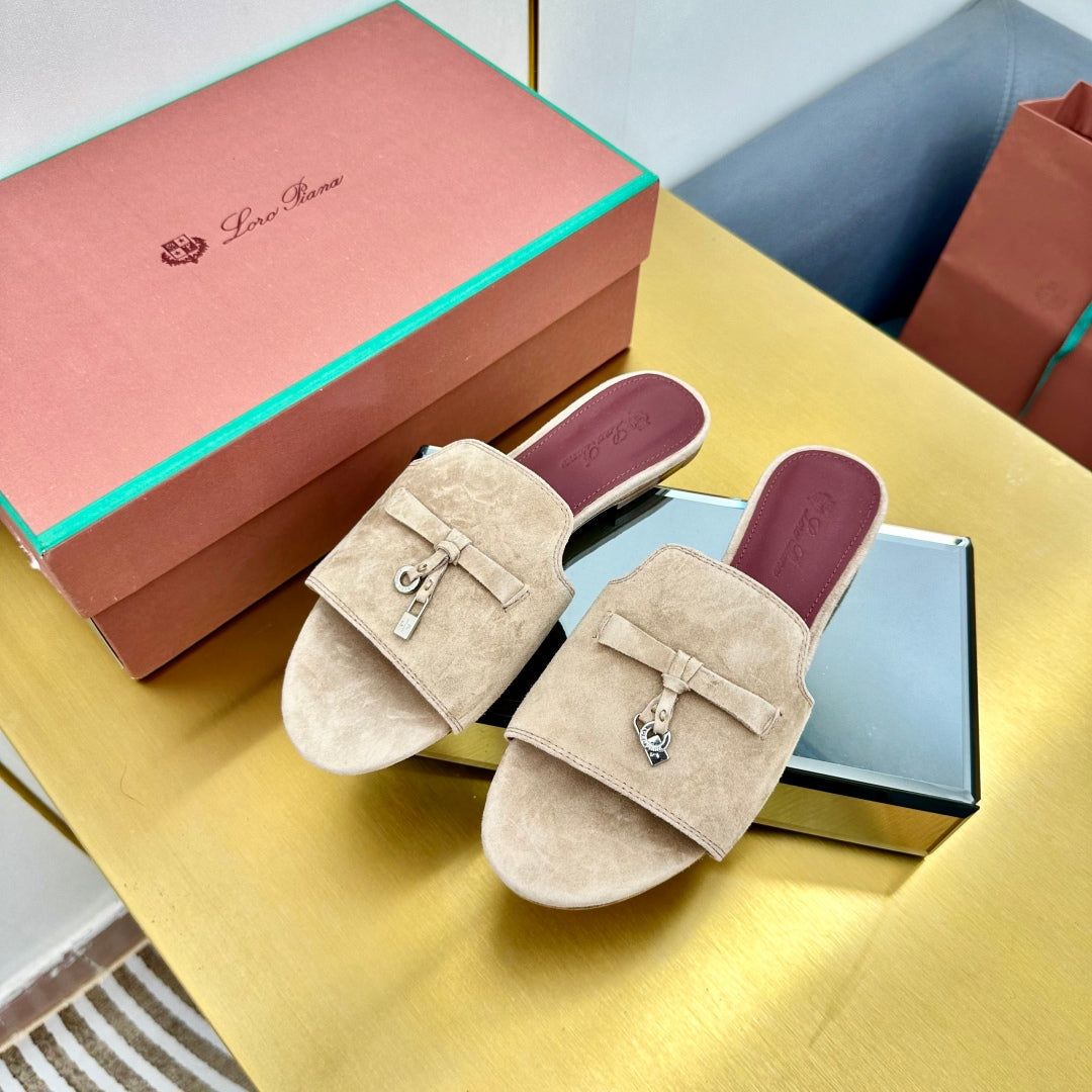 LP SANDALS 25S IN BEIGE SUEDE WITH SILVER HARDWARE - 33