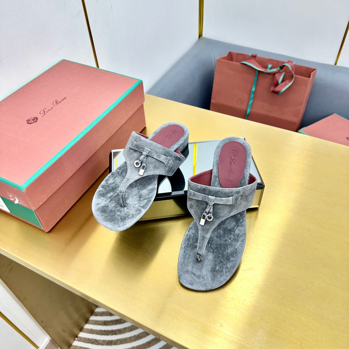 FLIP FLOPS IN DARK GRAY SUEDE AND HARDWARE SILVER - 34