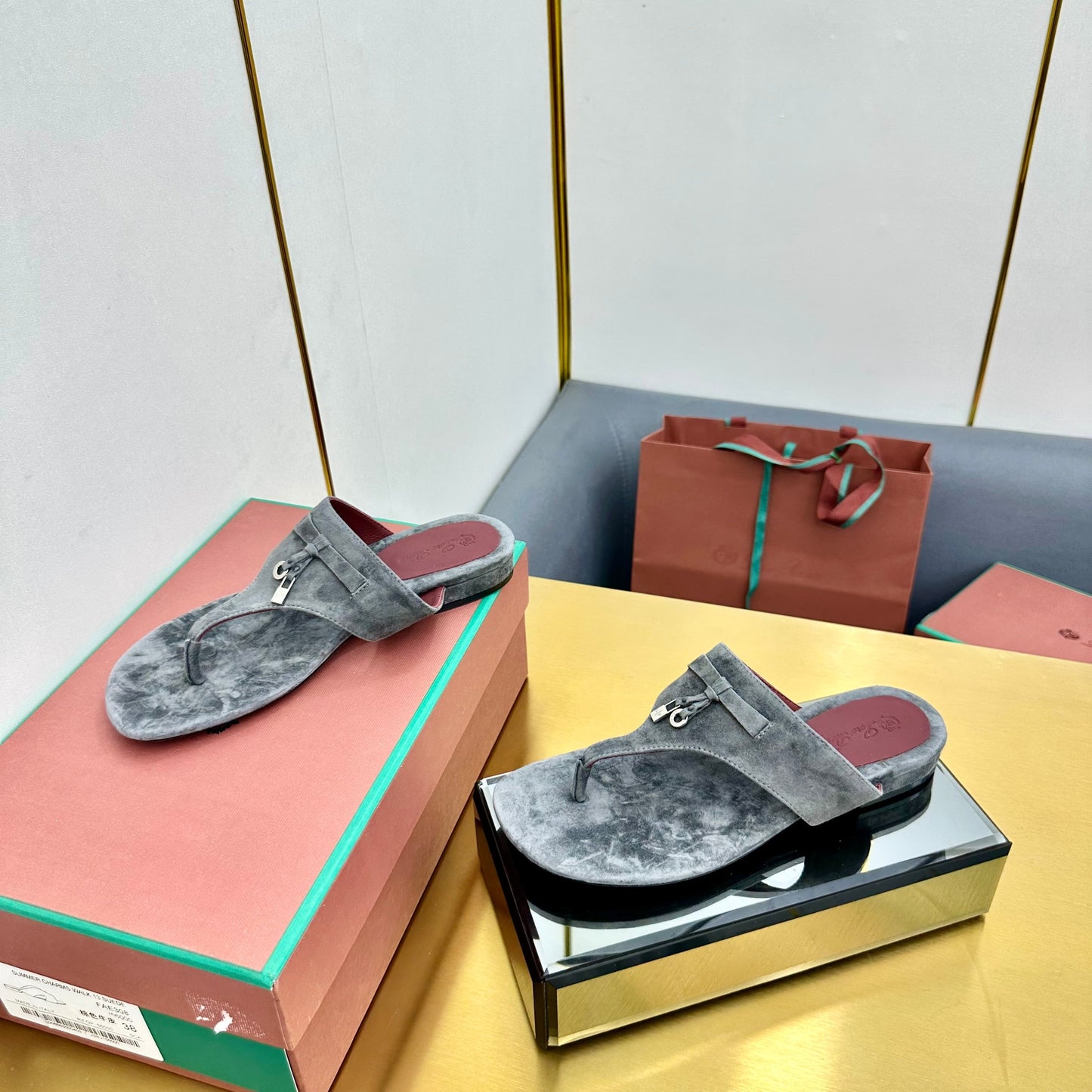 FLIP FLOPS IN DARK GRAY SUEDE AND HARDWARE SILVER - 34