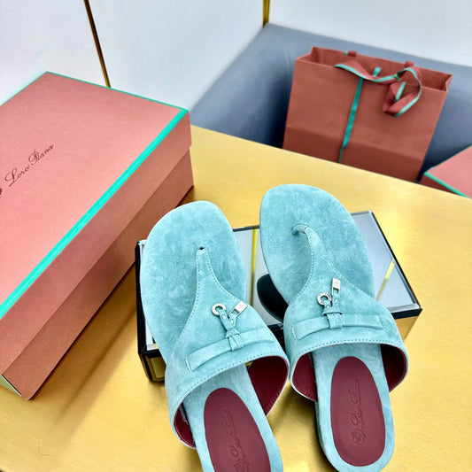 FLIP FLOPS IN EMERALD GREEN SUEDE AND HARDWARE SILVER - 34