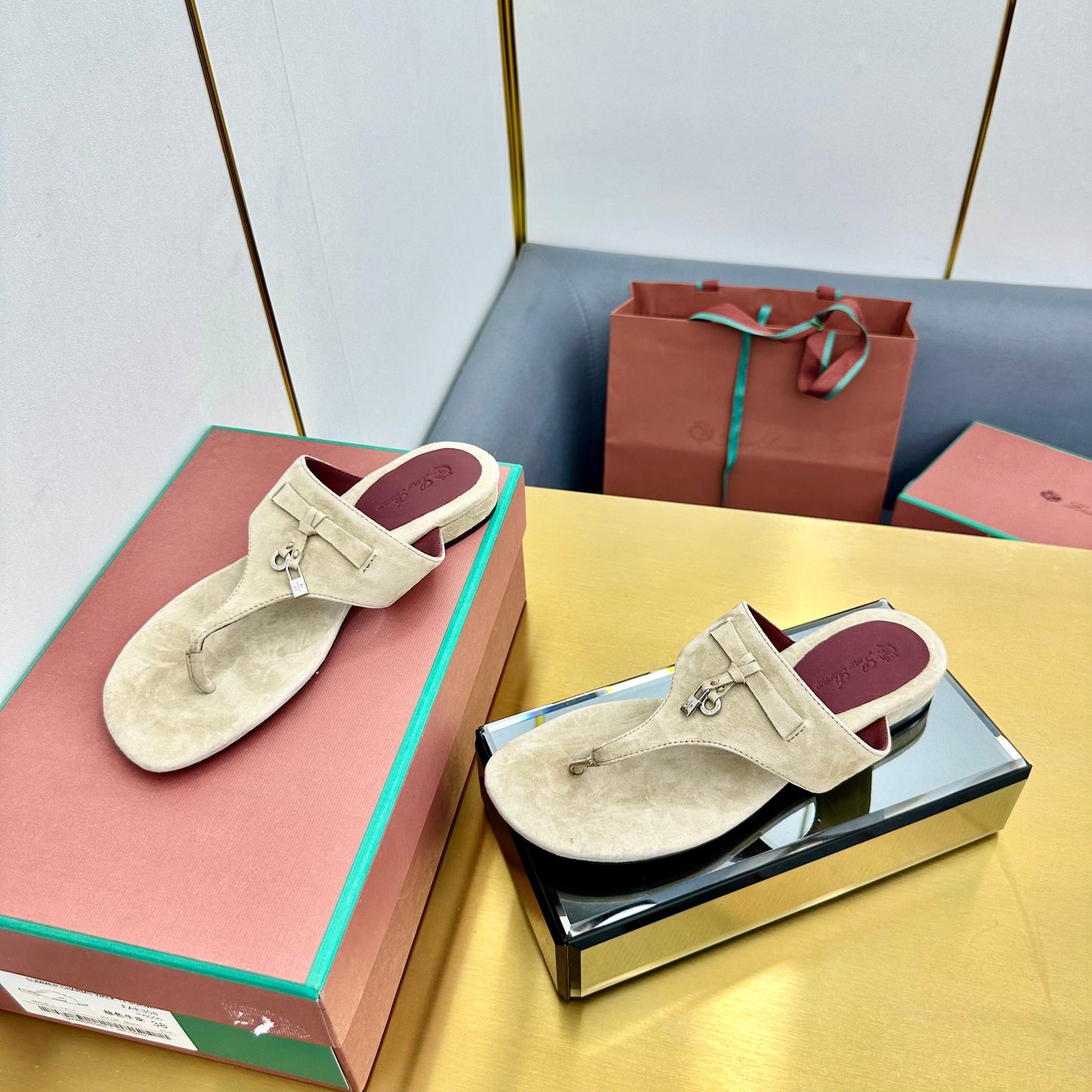 FLIP FLOPS IN BEIGE SUEDE AND HARDWARE SILVER - 34