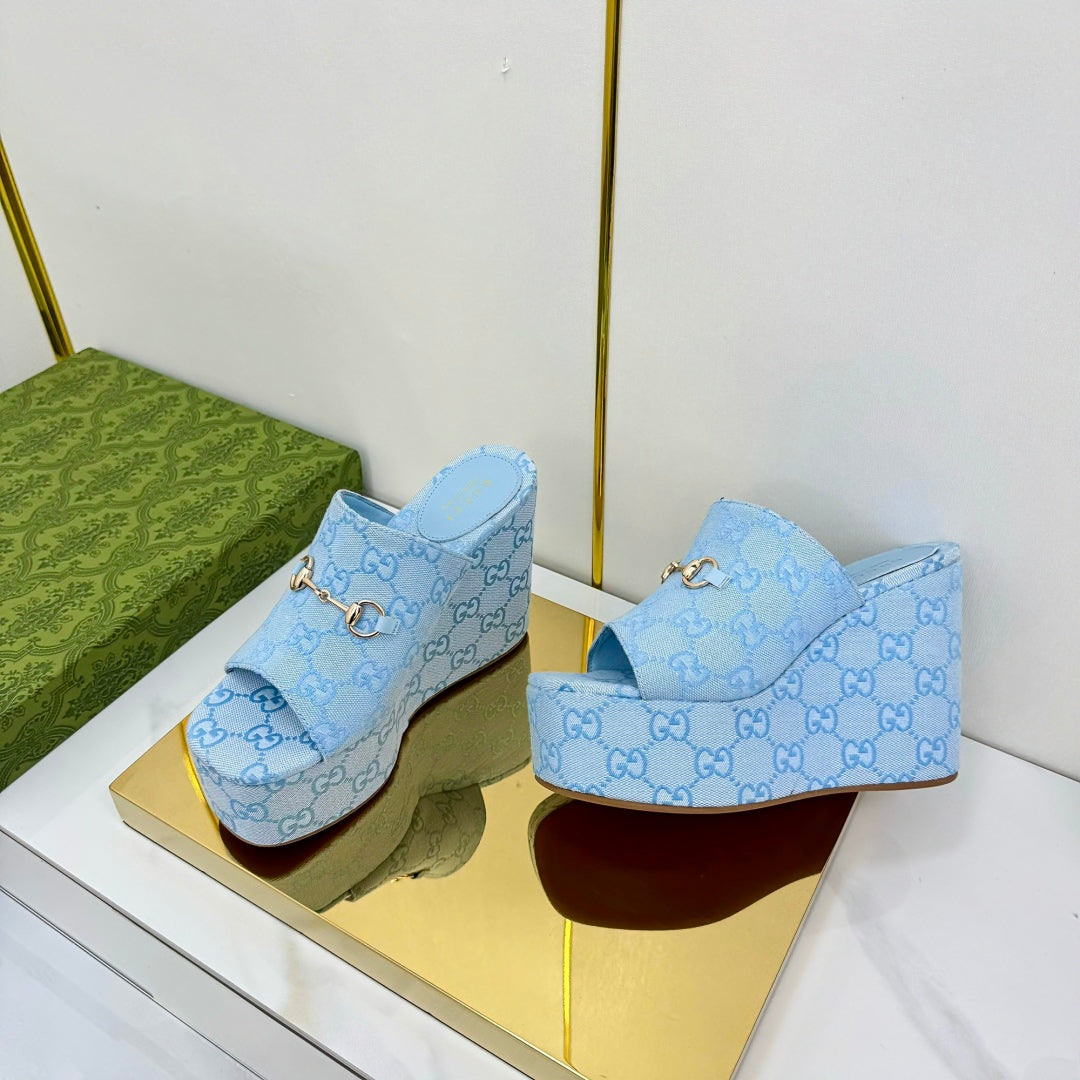 GG WEDGE SLIDES 110 IN SKY BLUE FABRIC WITH GOLD HARDWARE - 35