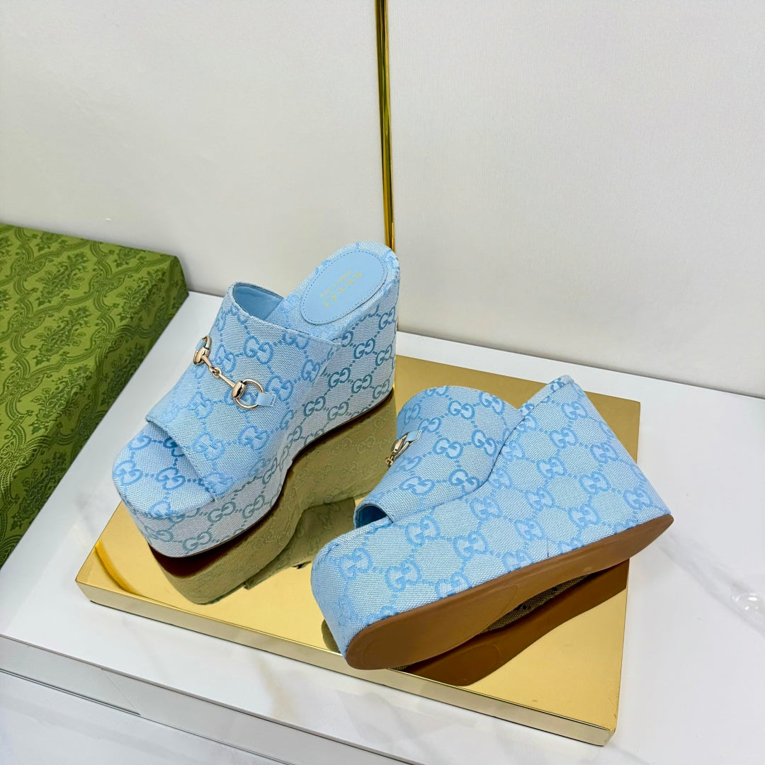 GG WEDGE SLIDES 110 IN SKY BLUE FABRIC WITH GOLD HARDWARE - 35