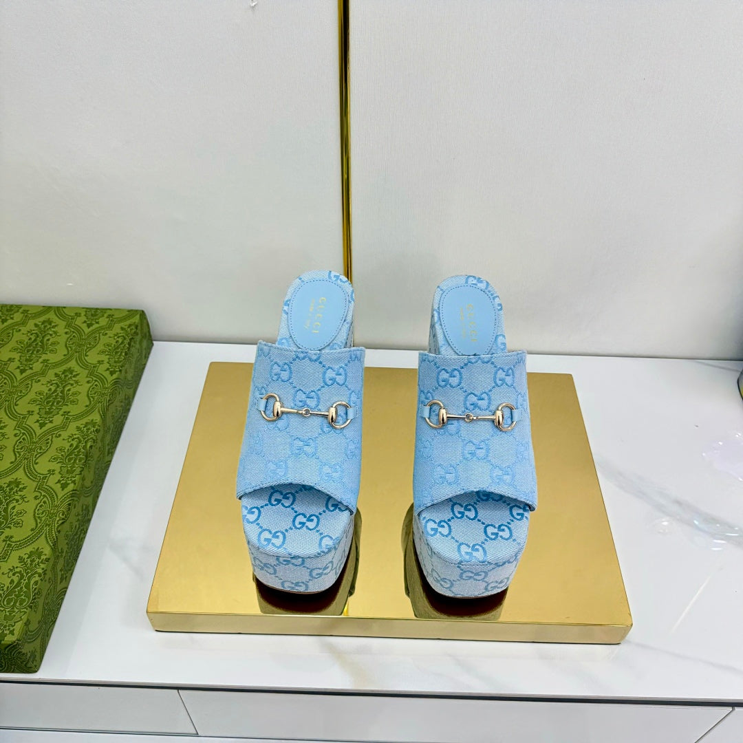 GG WEDGE SLIDES 110 IN SKY BLUE FABRIC WITH GOLD HARDWARE - 35