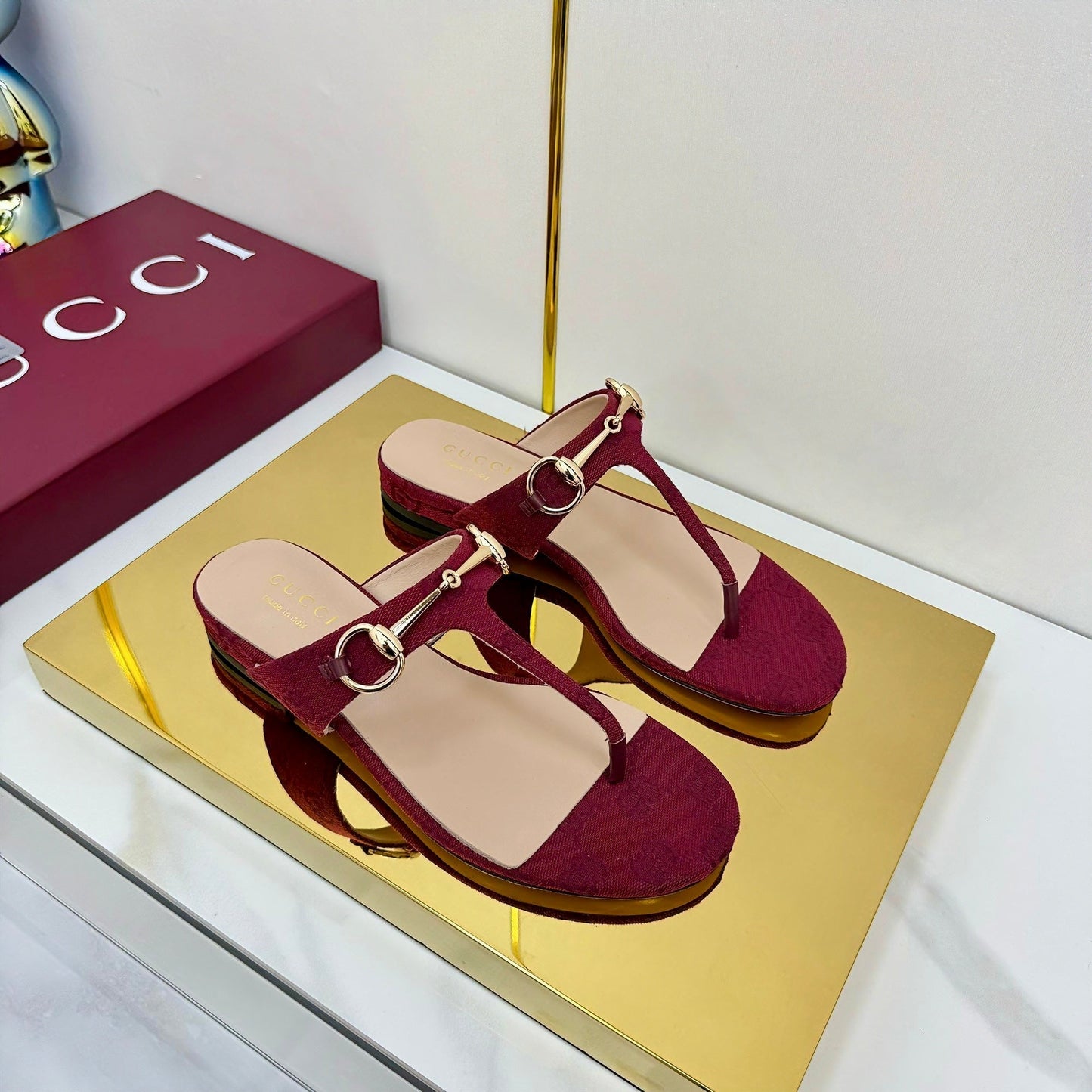THONG SANDALS IN RED FABRIC PRINTED LOGO WITH GOLD HARDWARE - 35