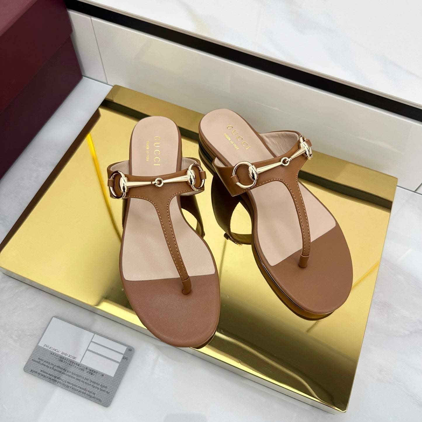 THONG SANDALS IN BROWN LAMBSKIN WITH GOLD HARDWARE - 35