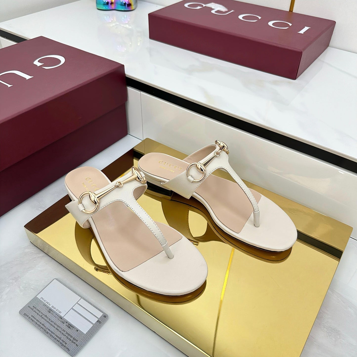 THONG SANDALS IN CREAM WHITE LAMBSKIN WITH GOLD HARDWARE - 35