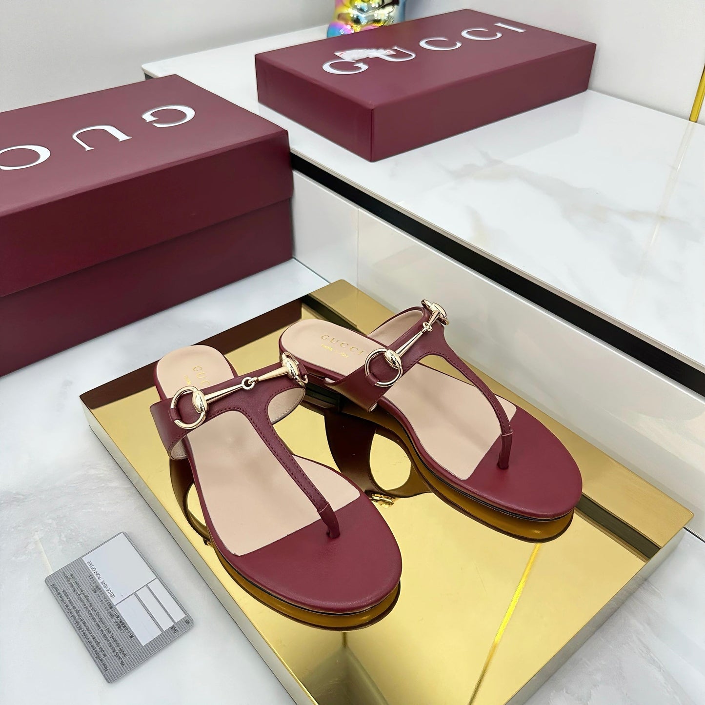THONG SANDALS IN RED LAMBSKIN WITH GOLD HARDWARE - 35
