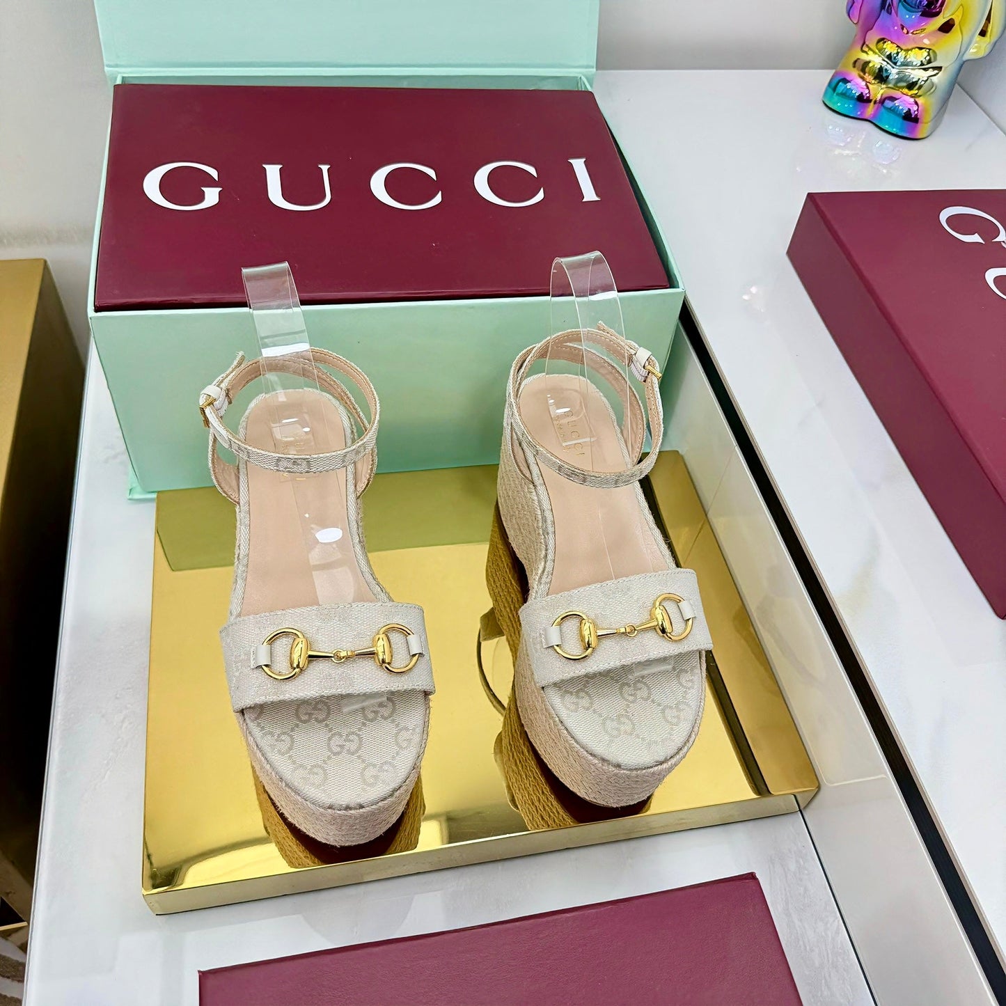 GG HIGH WEDGE SANDALS IN LIGHT BEIGE FABRIC AND RAFFIA WITH GOLD HARDWARE - 36