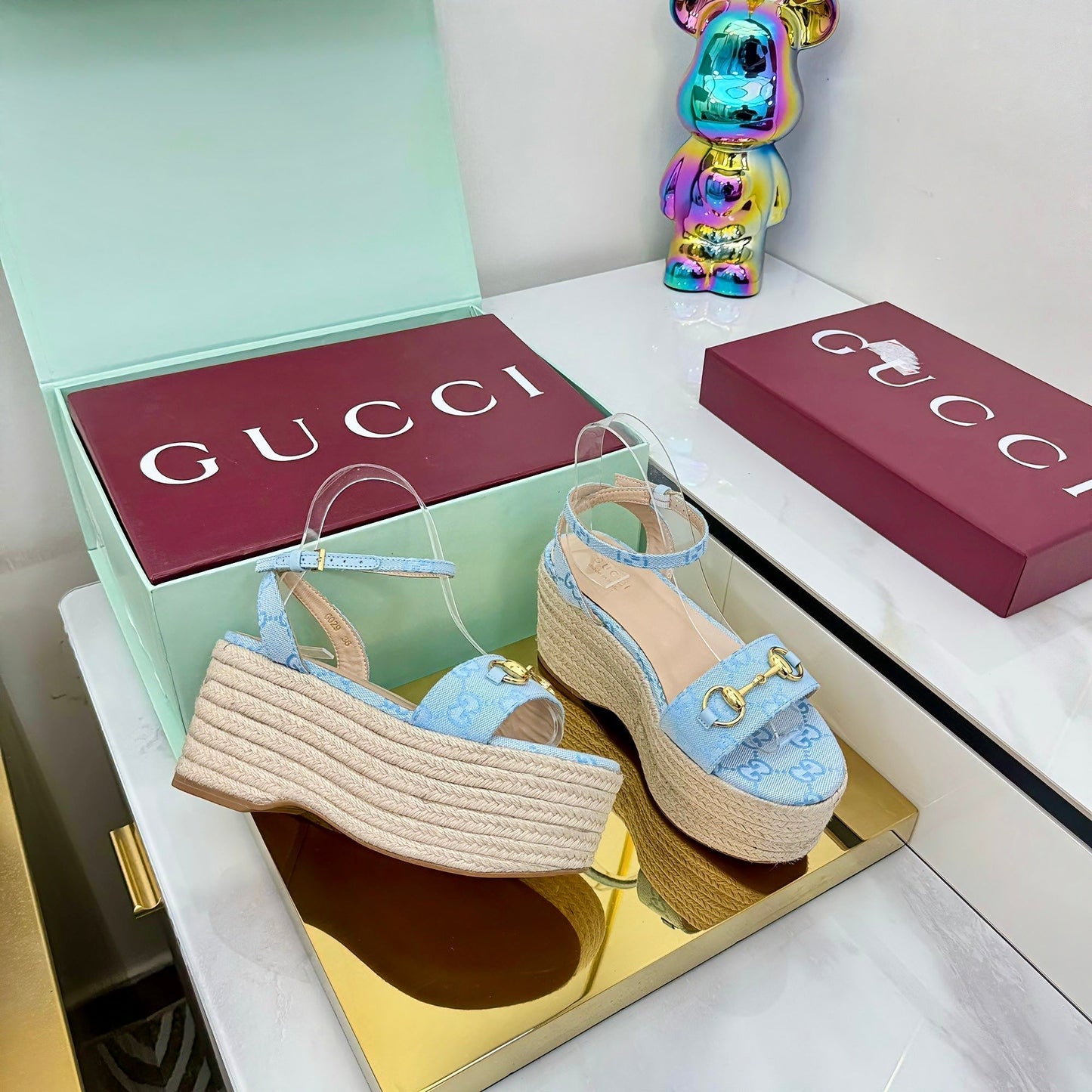 GG HIGH WEDGE SANDALS IN BLUE FABRIC AND RAFFIA WITH GOLD HARDWARE - 36