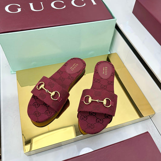 GG SLIDES IN RED WITH GOLD HARDWARE - 36