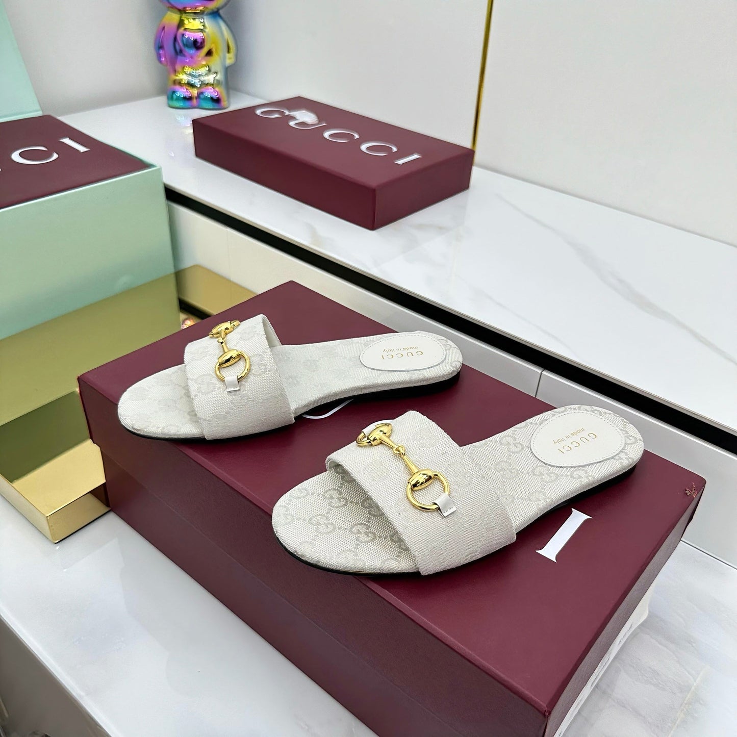 GG SLIDES IN IVORY WITH GOLD HARDWARE - 36