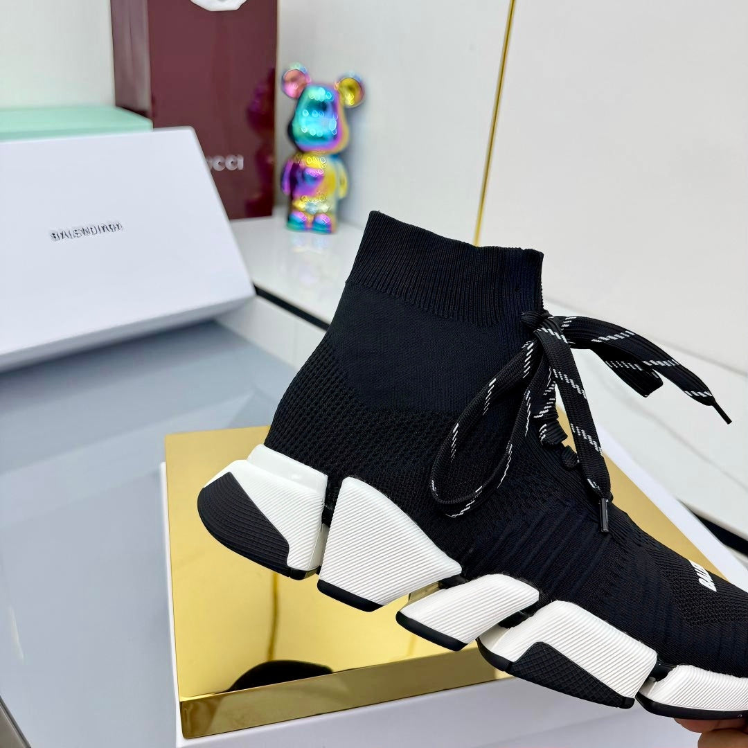 BALENCIAGA 25S SPEED 2.0 LACE-UP SNEAKERS IN BLACK KNITTED STYLE 4 - 35