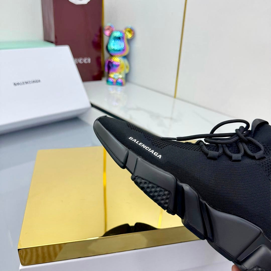 BALENCIAGA 25S SPEED 2.0 LACE-UP SNEAKERS IN BLACK KNITTED STYLE 3 - 35