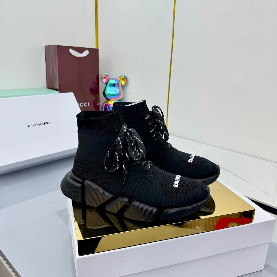 BALENCIAGA 25S SPEED 2.0 LACE-UP SNEAKERS IN BLACK KNITTED STYLE 1 - 35