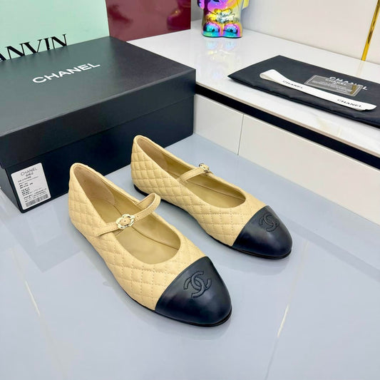 CC MARY JANE FLAT 25S IN BEIGE LAMBSKIN EMBOSSED LOGO - 35